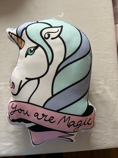 Unicorn sierkussen Goed gevuld  37 cm, Ophalen of Verzenden, Nieuw, Wit, Vierkant