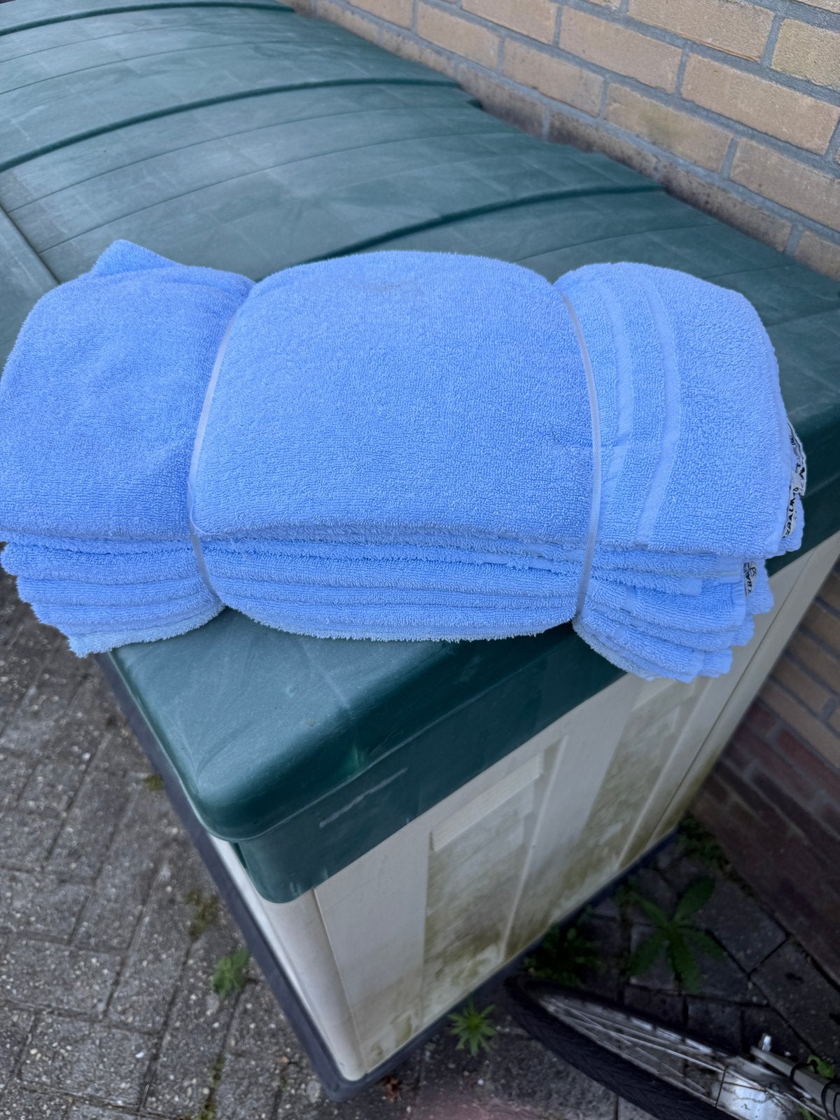 Grote partij blauwe handdoeken, Huis en Inrichting, Badkamer | Badtextiel en Accessoires, Ophalen, Zo goed als nieuw, Blauw, Handdoek