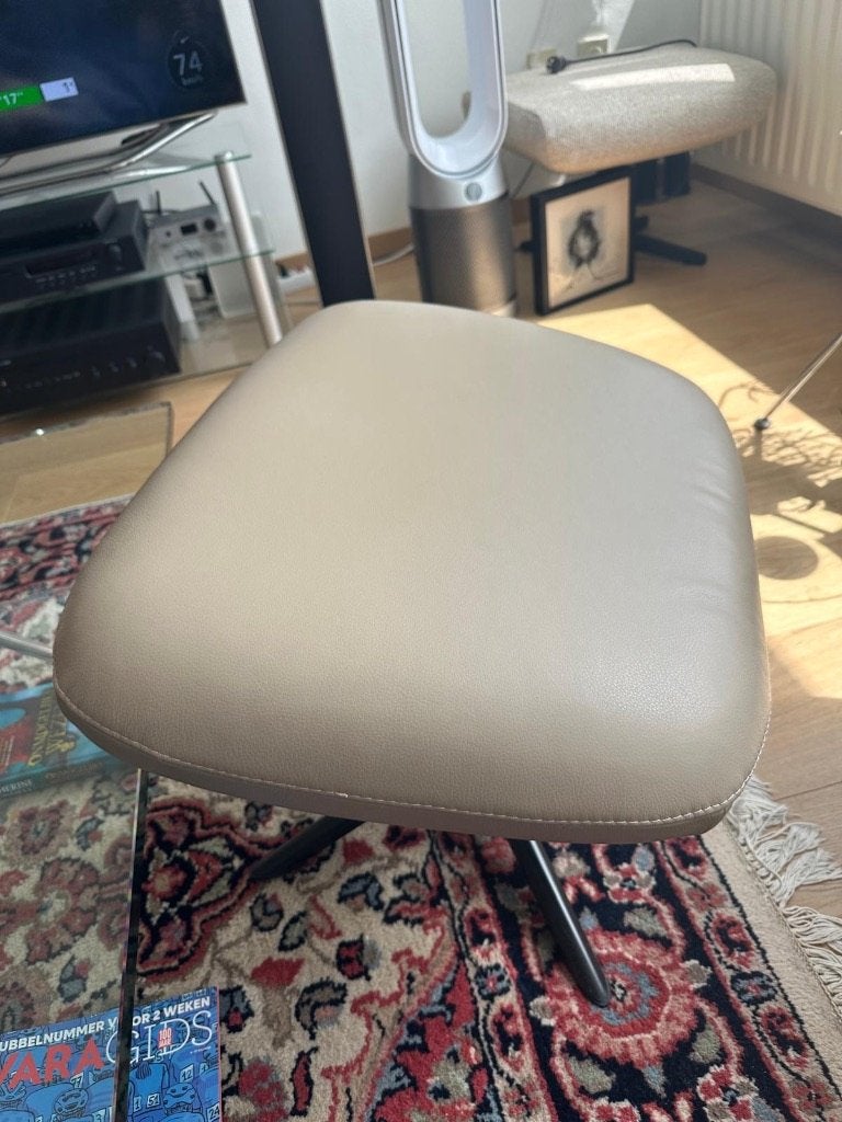 Hocker Monte, Ophalen, Leer, Zo goed als nieuw, 50 tot 75 cm