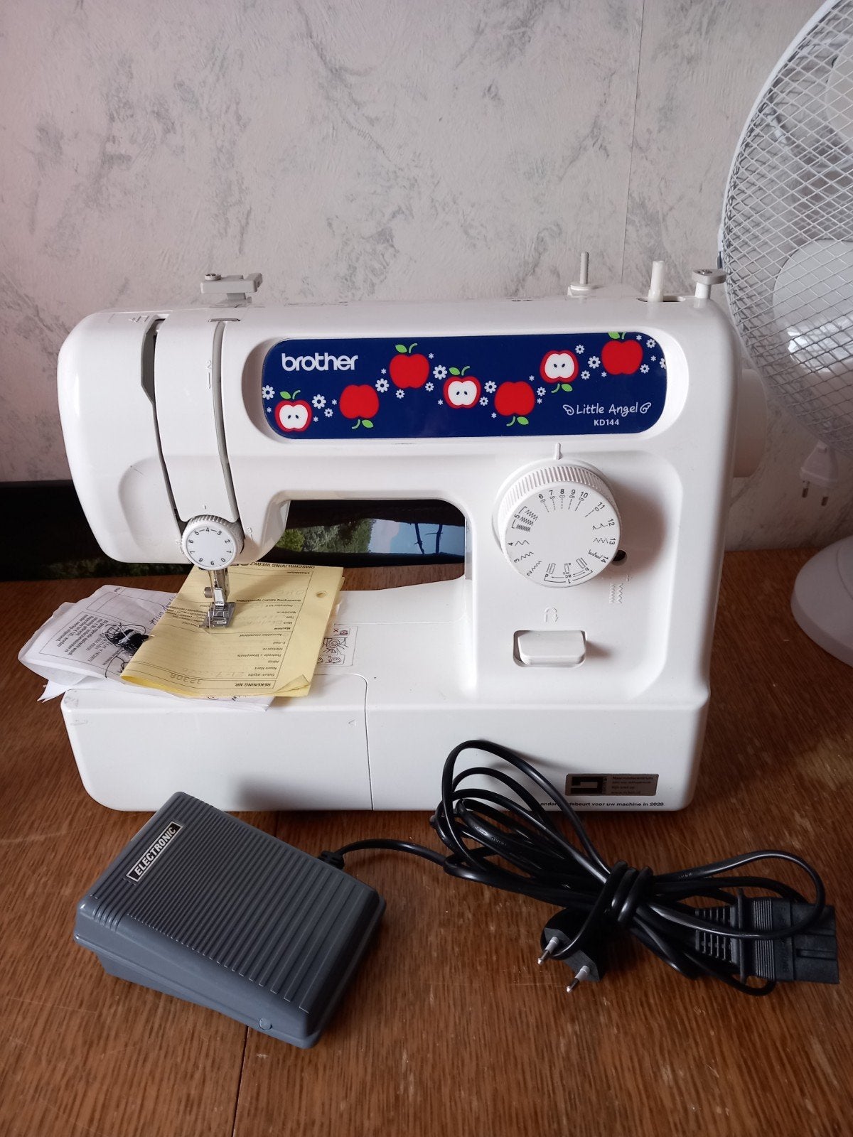 kinder naaimachine, Hobby en Vrije tijd, Ophalen, Zo goed als nieuw, Naaimachine, Overige merken
