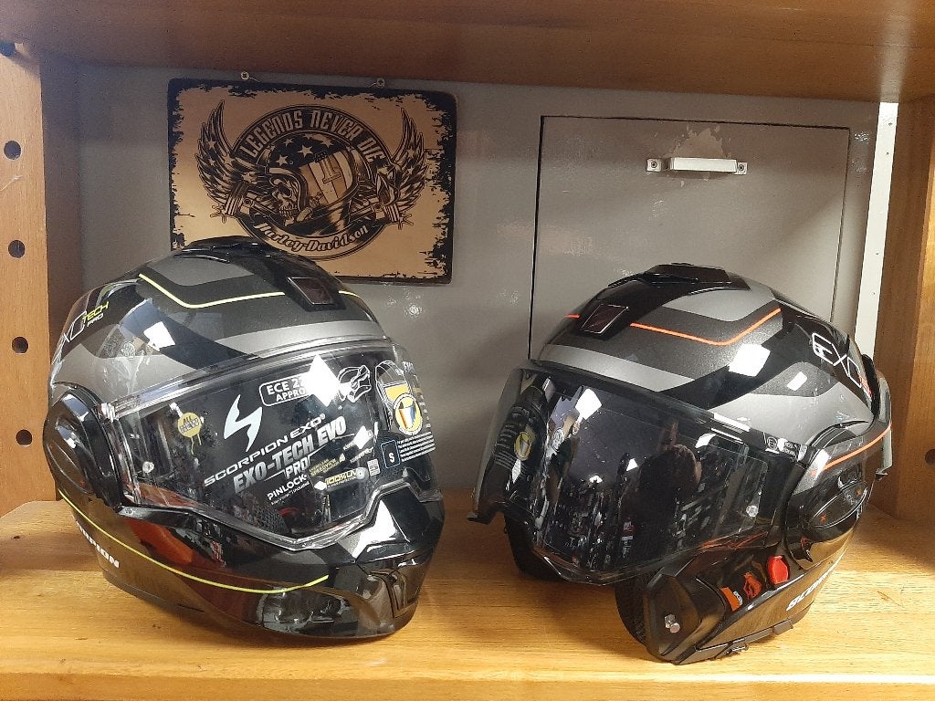 scorpion exo tech helm maat S exo tech evo pro commuta helm, Motoren, Pascalstraat 6 1704 RD Heerhugowaard, Systeemhelm, Ophalen of Verzenden