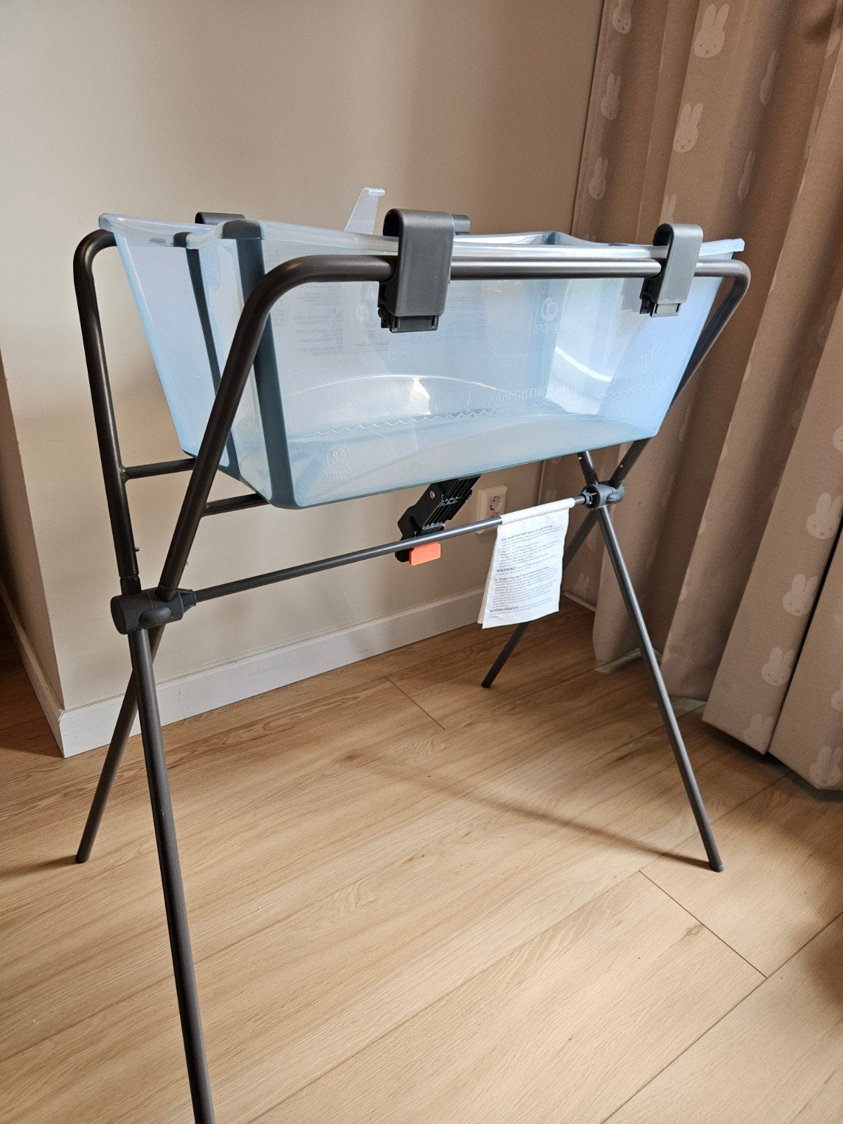 Stokke Flexi Bath met standaard, Zo goed als nieuw, Badje, Standaard, Ophalen