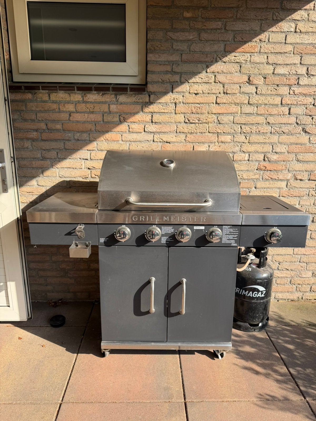 Grillmeister Gas-BBQ (buitenkeuken) Gasgrill 4plus1 Brenner, Ophalen, Gebruikt, Gas, Vrijstaand