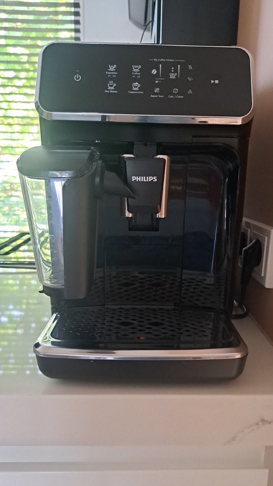 Philips LatteGo 2200 Serie EP2231/40 - Espressomachine - Zwa, Witgoed en Apparatuur, Ophalen of Verzenden, Zo goed als nieuw, Espresso apparaat