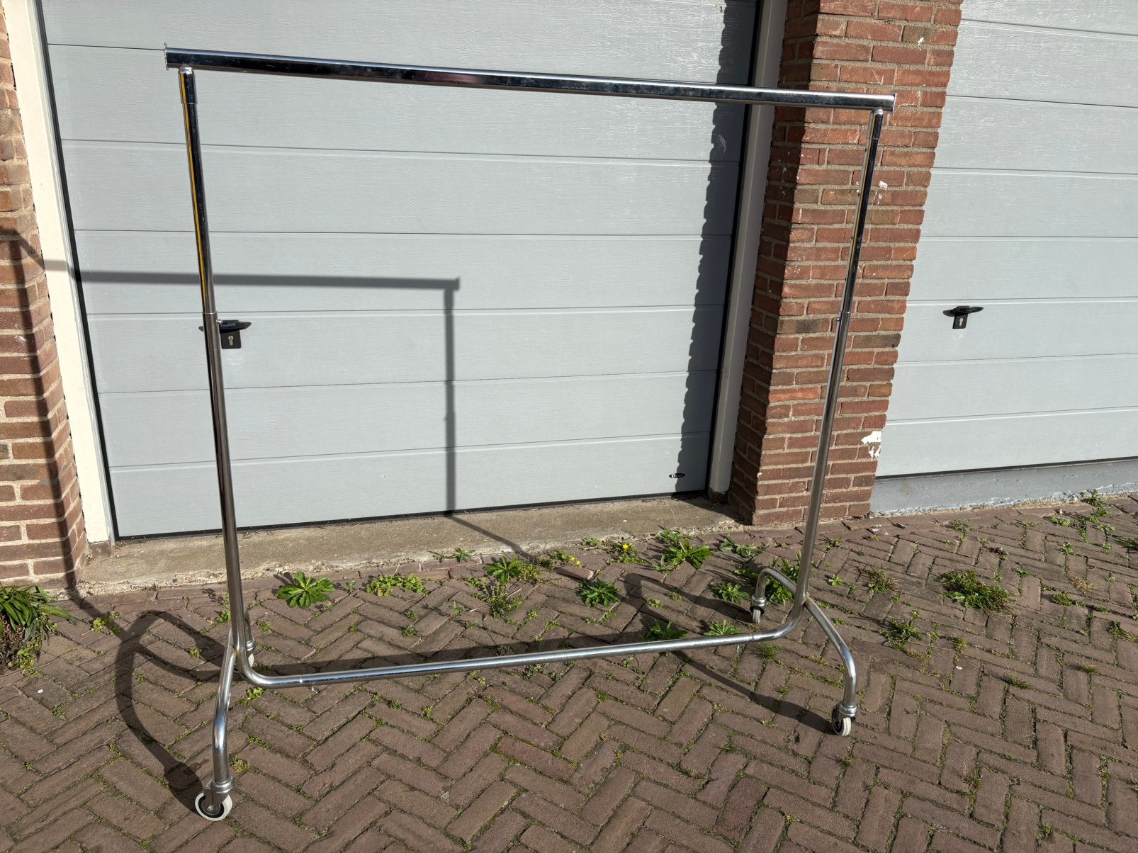Professioneel Metalen Kledingrek (Verrijdbaar & Verstelbaar), Kleding | Dames, Ophalen, Met wielen, Zo goed als nieuw