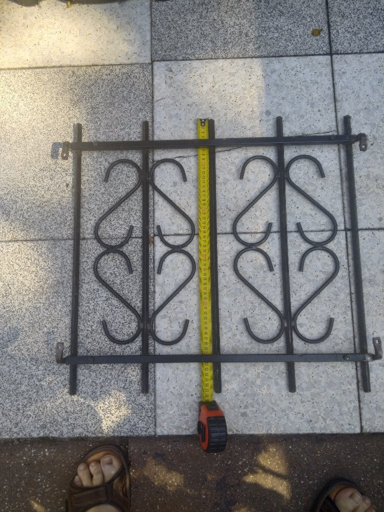 Traliewerk - raam- /deurtralies – breedte instelbaar +26 cm, Ophalen, Gevelraam of Ruit, Minder dan 80 cm, Minder dan 80 cm