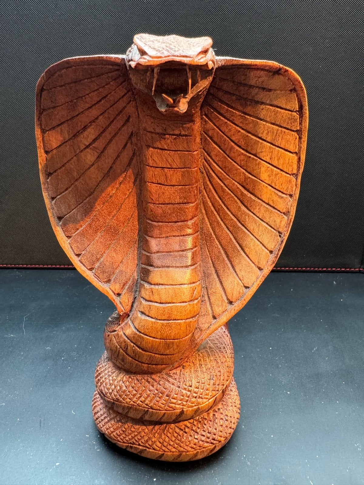 Handgesneden houten cobra beeldje, Overige onderwerpen, Houtsnijwerk, Minder dan 20 cm, Ophalen of Verzenden