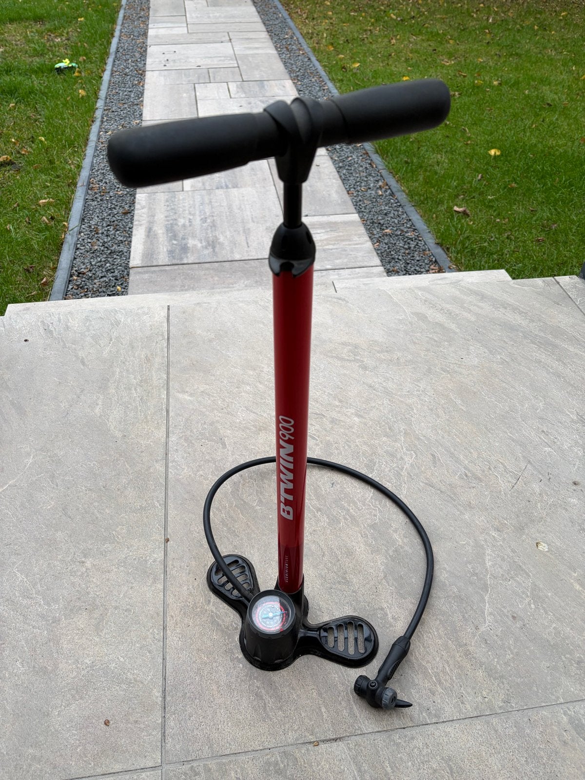 B'Twin 900 fietspomp met drukmeter, Fietsen en Brommers, Ophalen, Drukmeter, Gebruikt