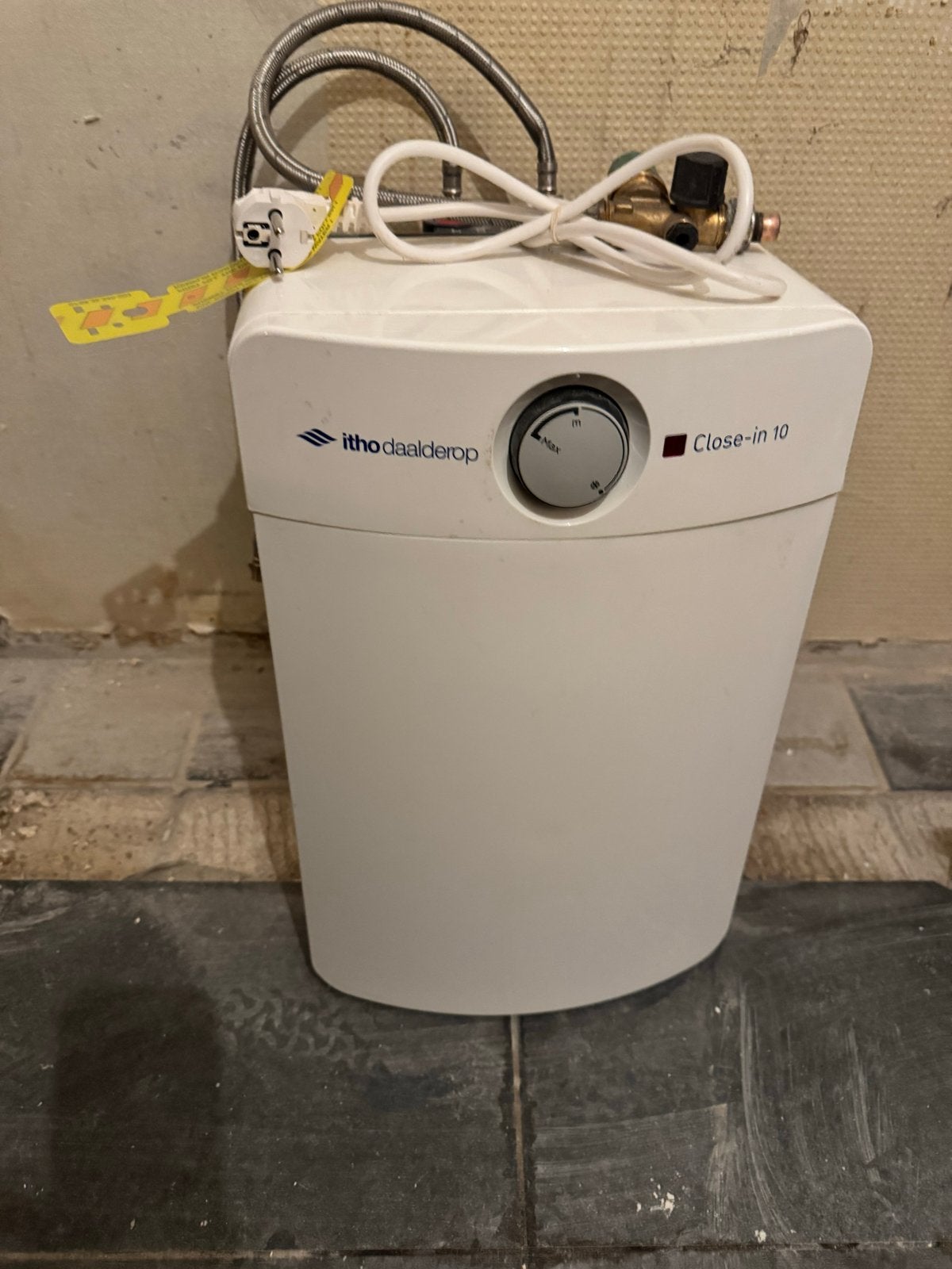 Itho Daalderop Close-in 10 Boiler - Zo goed als nieuw, Ophalen, Boiler, Minder dan 20 liter, Minder dan 3 jaar oud
