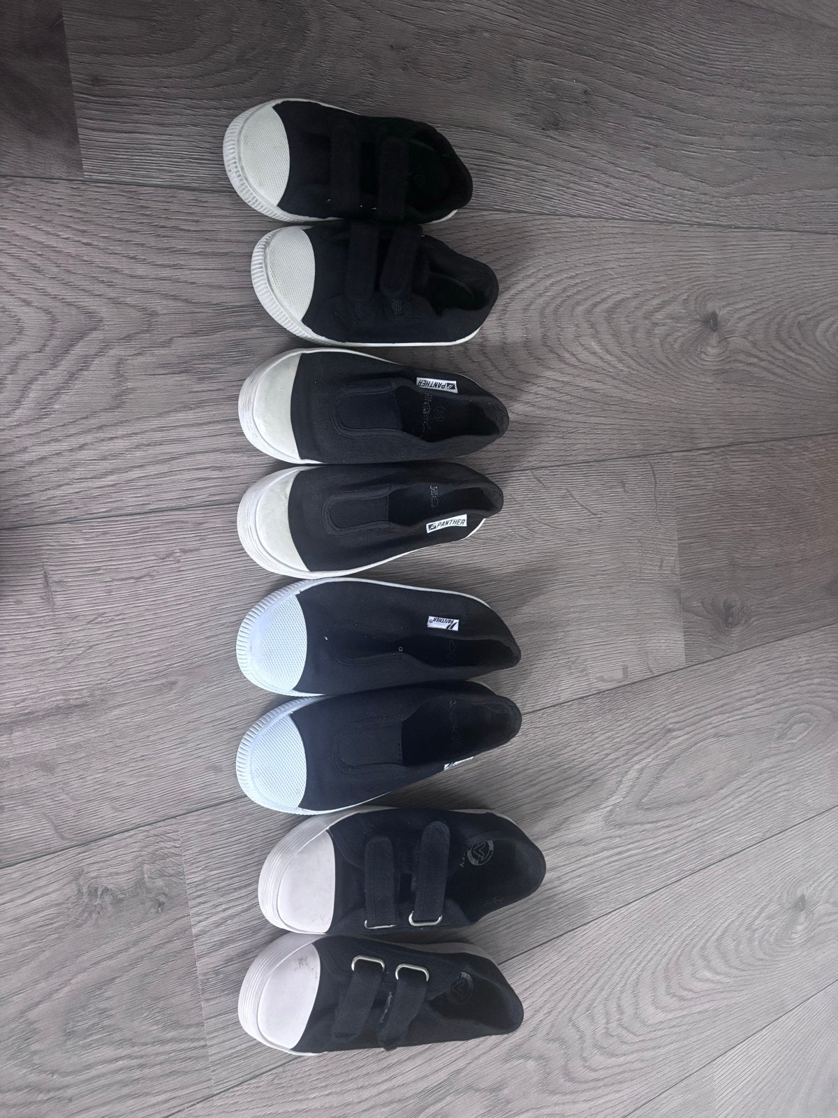 Zwarte gympen/schoenen/gymschoenen - diverse maten, Kinderen en Baby's, Kinderkleding | Schoenen en Sokken, Ophalen of Verzenden