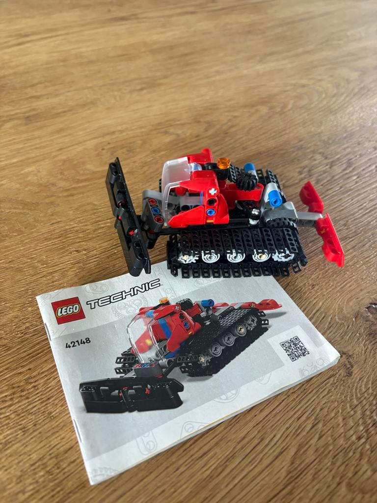 Lego Technic Sneeuwruimer 42148 - Complete set, Kinderen en Baby's, Speelgoed | Duplo en Lego, Zo goed als nieuw, Ophalen of Verzenden