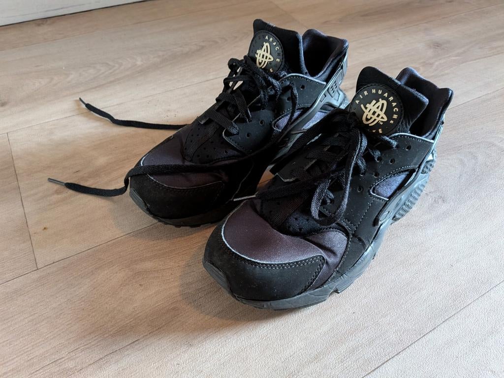 Nike Huarache - Maat 42.5 zwart, Kleding | Heren, Schoenen, Zwart, Nike, Ophalen of Verzenden, Sneakers of Gympen
