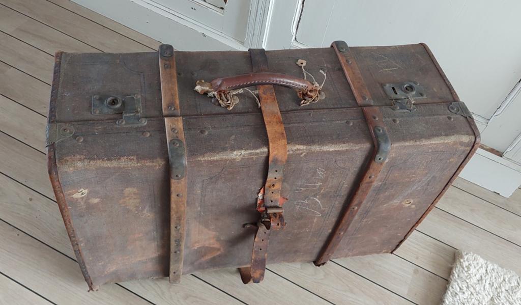Antieke koffer met houten banden, Antiek en Kunst, Ophalen of Verzenden