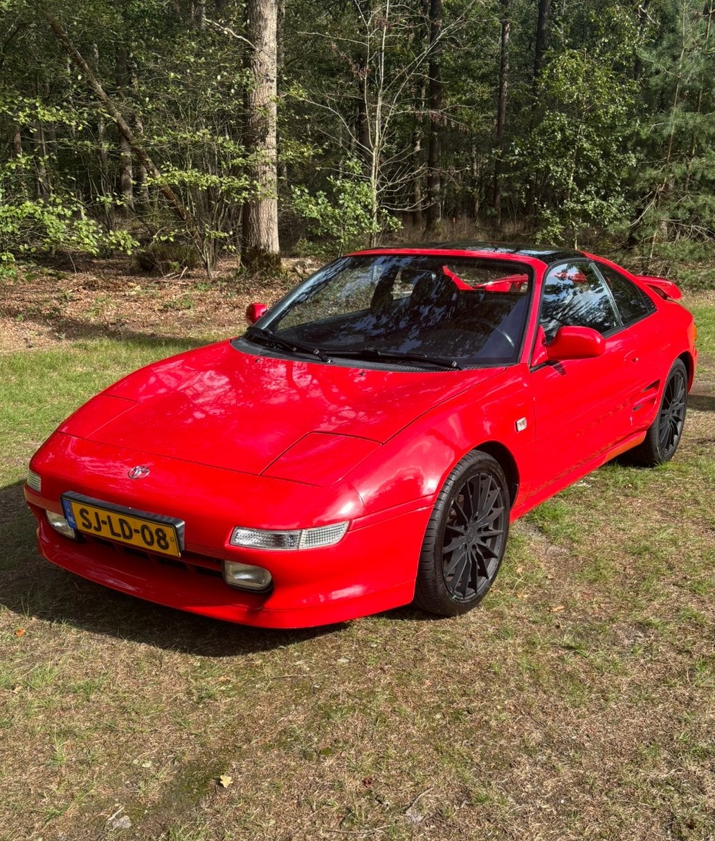 Toyota MR2 2.0 GTI T-bar 1997 Rood Unieke Auto, Auto's, 4 cilinders, 400 kg, Origineel Nederlands, Handgeschakeld