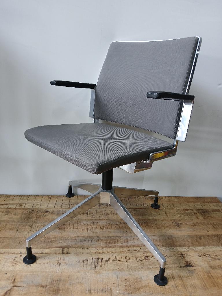 Dynamobel vergaderstoel, Ophalen, Gebruikt, Grijs, Vijf, Zes of meer stoelen