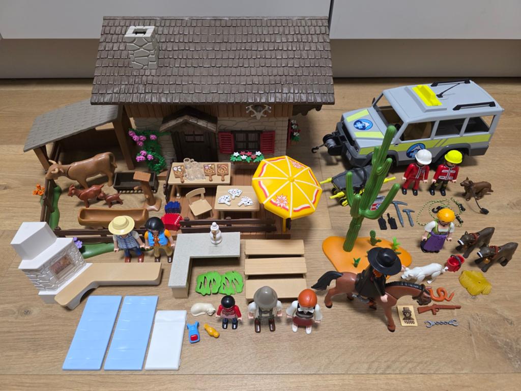 Playmobil 5422 berghut, 5427 reddingsploeg en meer, Kinderen en Baby's, Speelgoed | Playmobil, Ophalen of Verzenden, Zo goed als nieuw