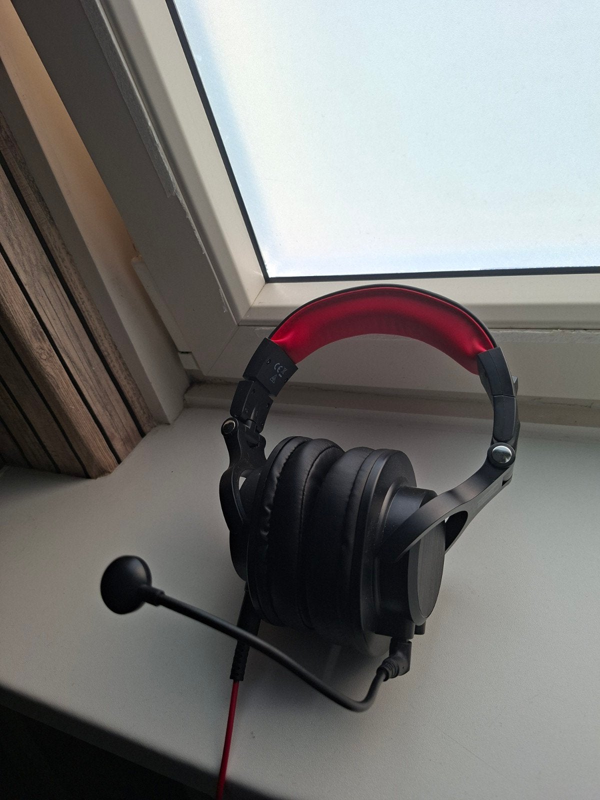 Roseland koptelefoon zwart/rood (draaibaar), Computers en Software, Ophalen, Roseland, On-ear, Bedraad
