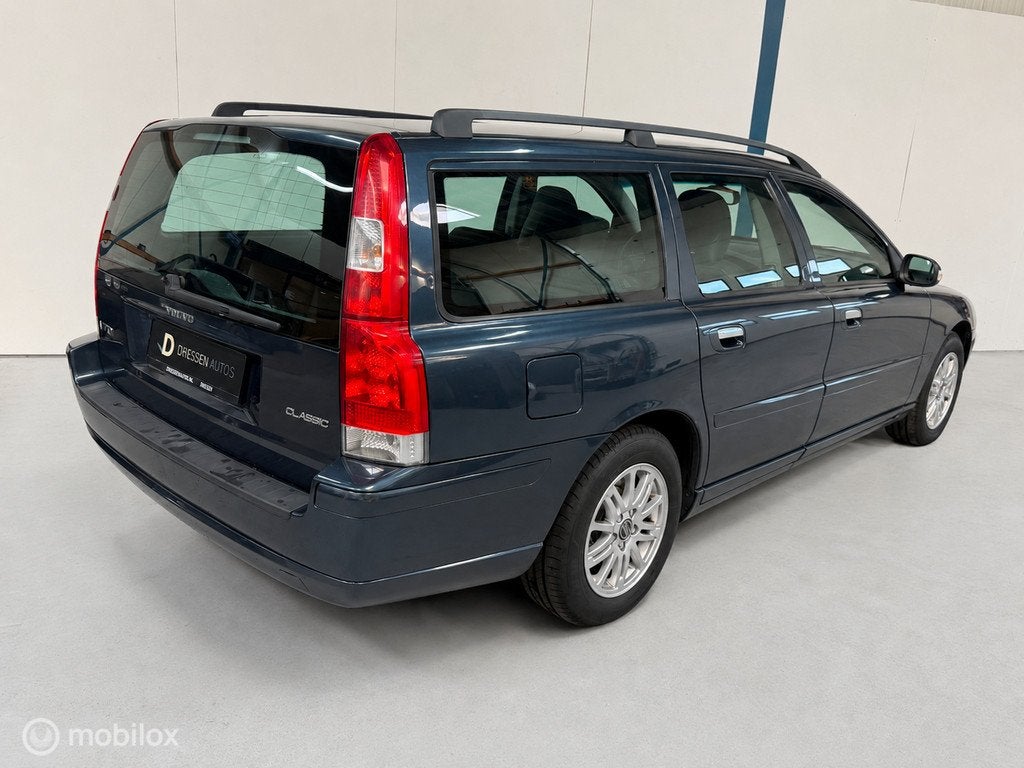 Volvo V70 2.4 Edition Classic 170PK / AUTOMAAT, Auto's, Volvo, Gebruikt, Automatische klimaatregeling, Blauw, 1498 kg