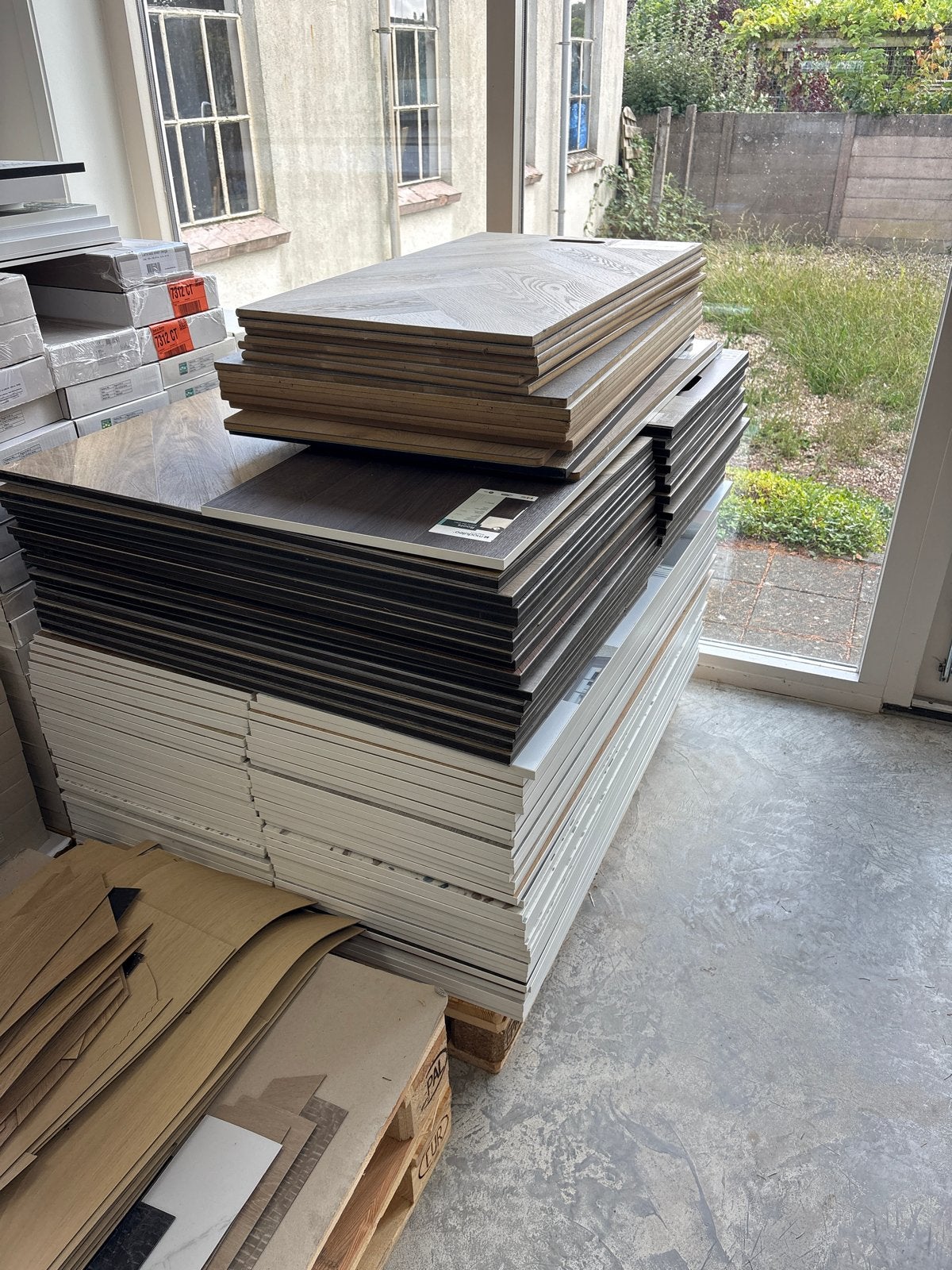 Gratis vloerdelen en laminaat stalen, Gebruikt, Minder dan 50 cm, Ophalen of Verzenden, Minder dan 5 m²
