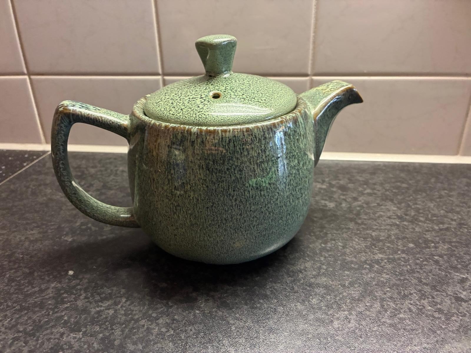 Dille & Kamille Theepot - Groen gespikkeld, Theepot/fluitketel, Groen, Ophalen of Verzenden, Zo goed als nieuw