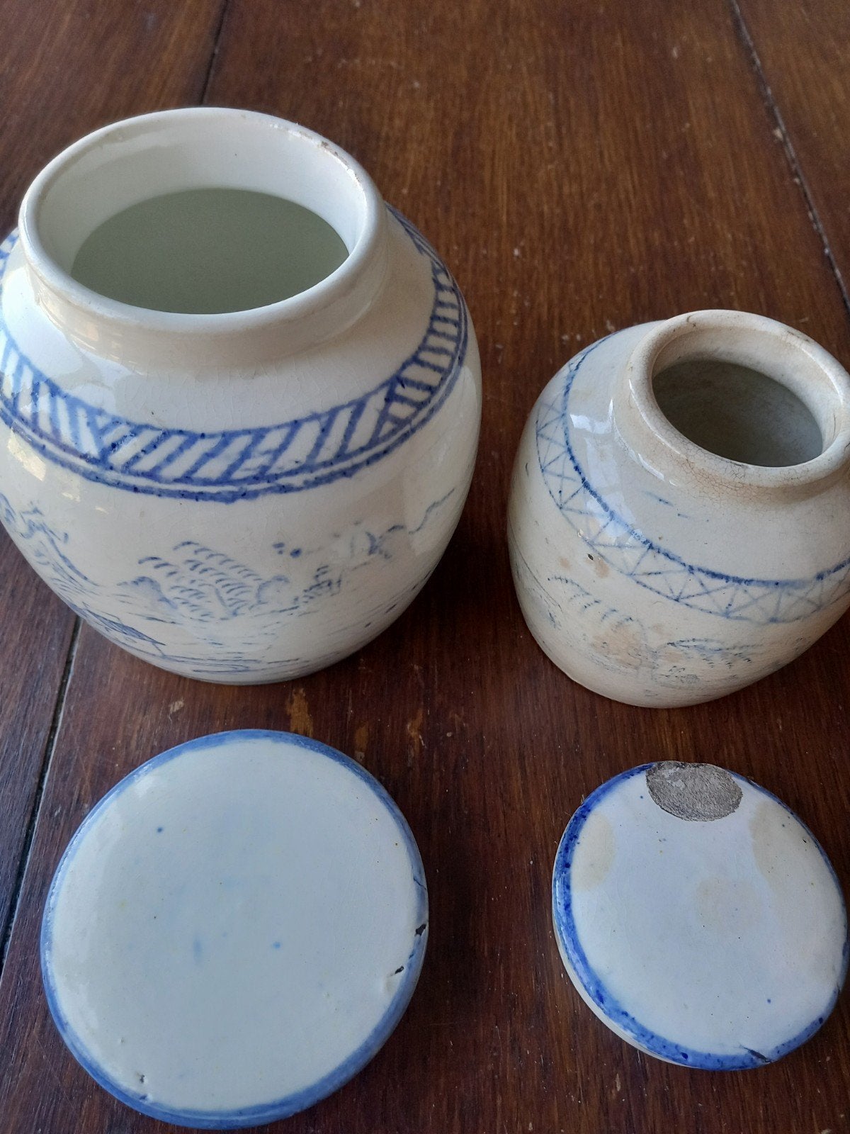 Antieke Chinese provinciale blauw-witte gemberpotten, Ophalen