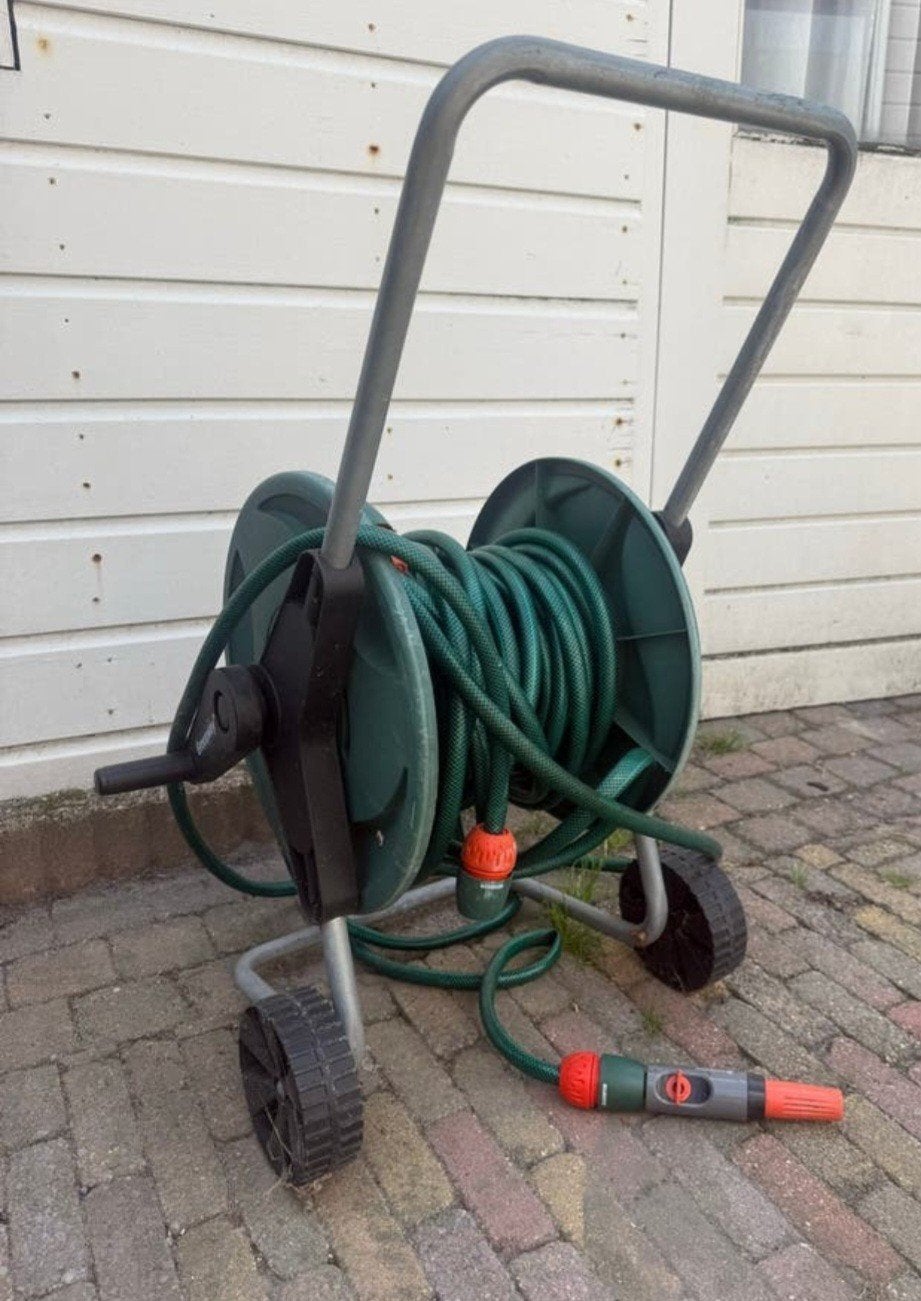 Tuinslang met haspel en wielen slang 15 m, Tuin en Terras, Tuinslangen, Ophalen, Gebruikt, Tuinslang