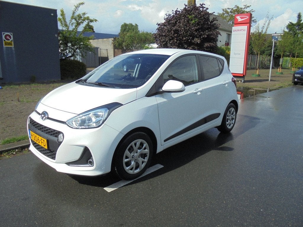 Hyundai I10 1.0i Premium 5drs Incl Bovag Garantie NL-Auto, C, Auto's, Hyundai, 12 maanden, Stof, Gebruikt, 4 stoelen