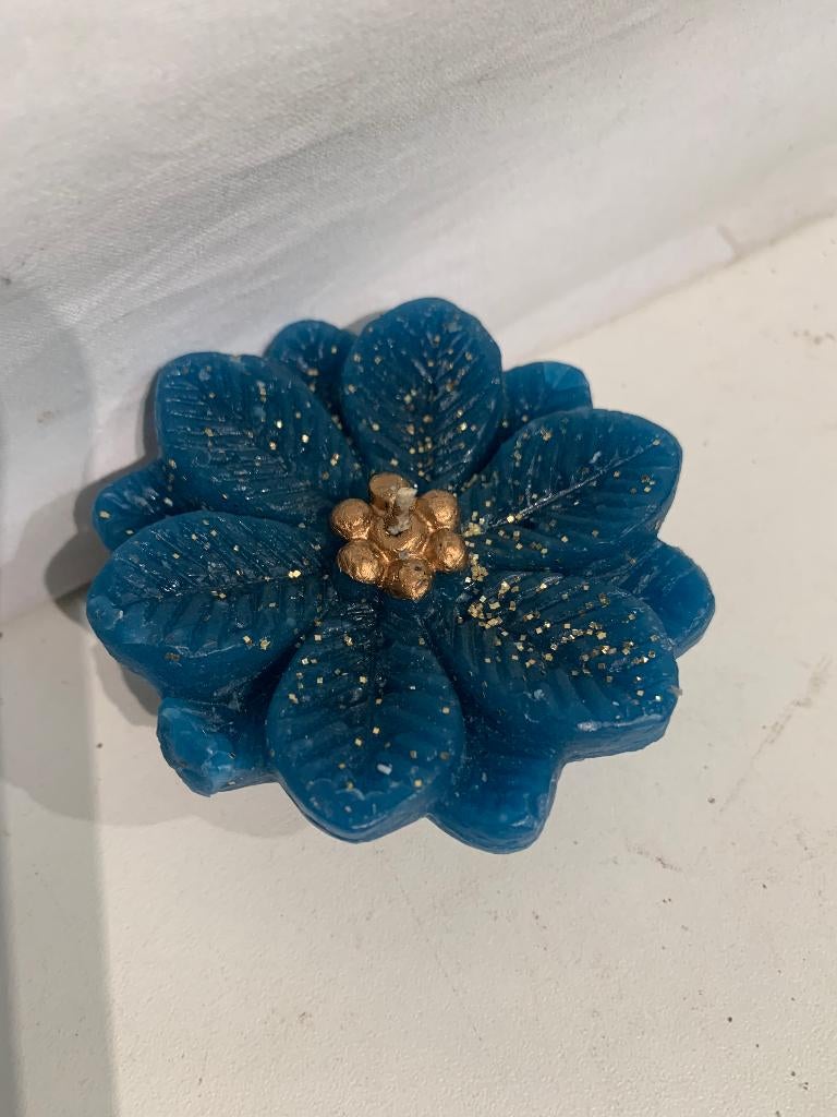 Bloemen kaars, Niet bekend, Overige materialen, Niet bekend, Nieuw