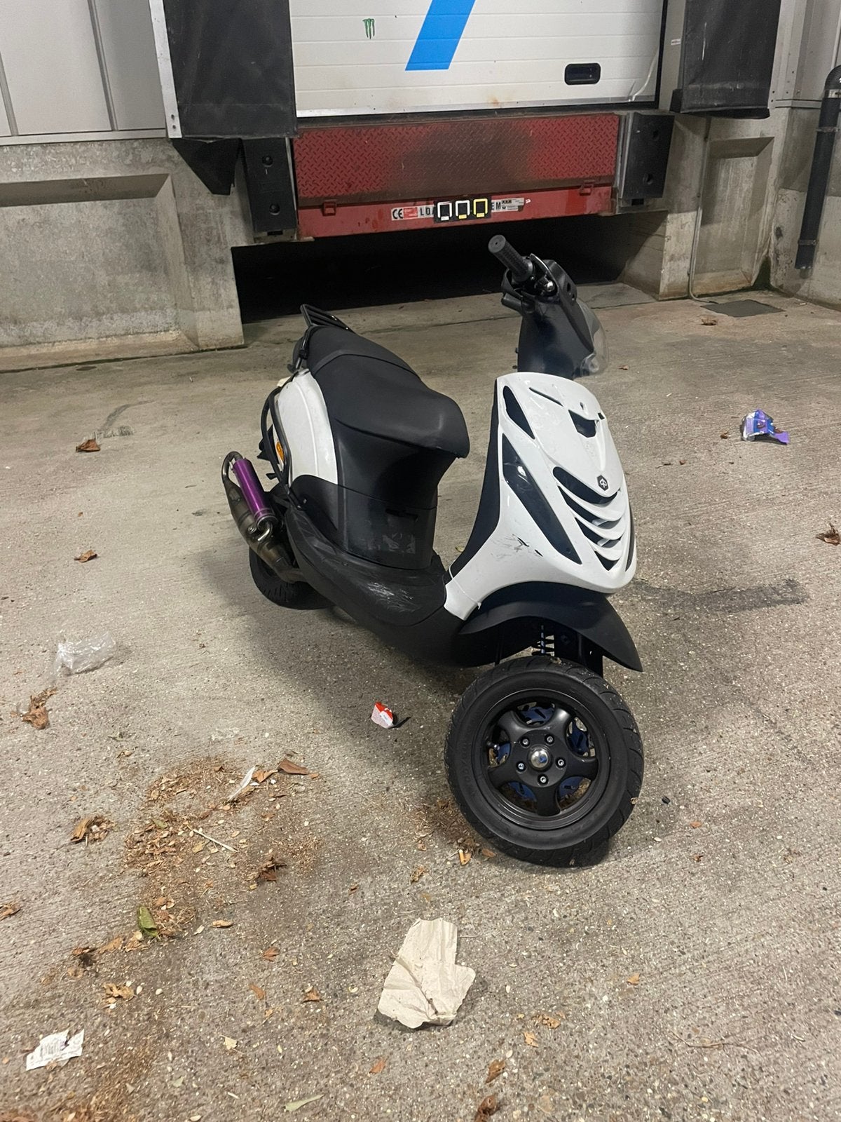 Zip 70cc 2 takt in onderdelen, Fietsen en Brommers, Scooters | Piaggio, Ophalen, Tweetakt, Gebruikt, Maximaal 45 km/u