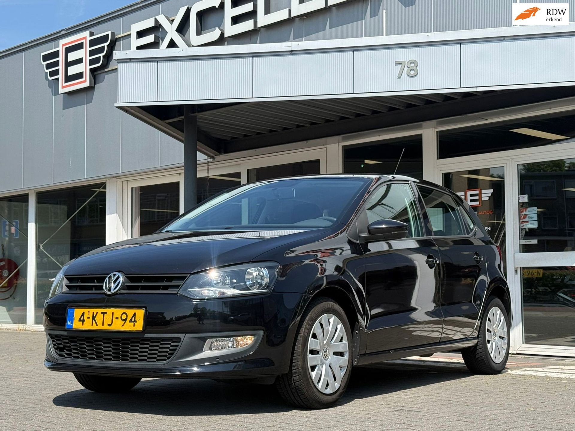 Volkswagen Polo 1.4-16V Highline - 5 Deurs - Airco, Auto's, Voorwielaandrijving, 4 cilinders, Zwart, Bedrijf