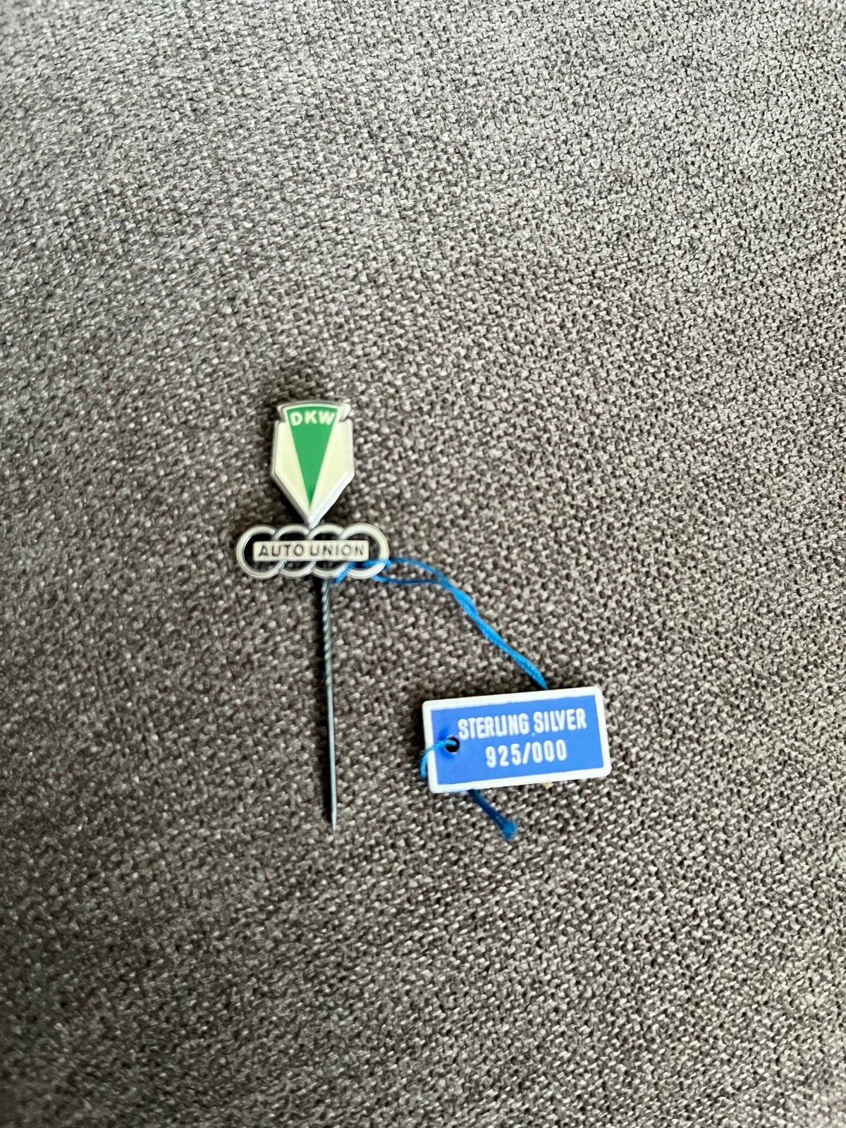 DKW Auto Union Sterling Zilveren Speld, Ophalen of Verzenden, Zo goed als nieuw, Merk, Speldje of Pin