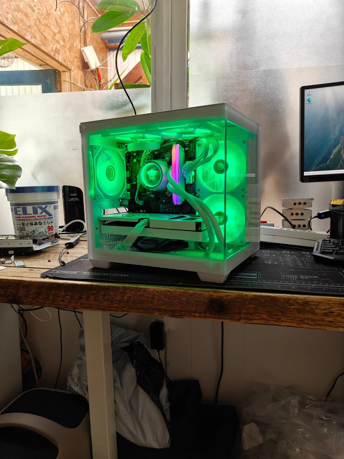 Veel refurbished en Nieuwe witte RGB game PCs  550€-1700€, Computers en Software, Desktop Pc's, Met monitor, 32 GB, Virtual Reality