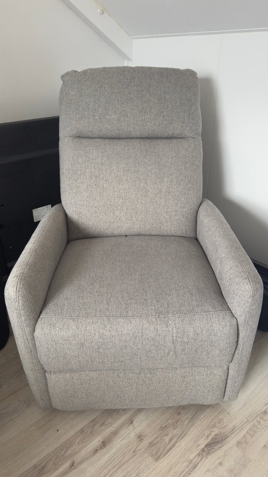 Nieuwe Relax stoel - Comfortabel en Stijlvol, Huis en Inrichting, 100 tot 125 cm, Nieuw, Ophalen of Verzenden, 75 tot 100 cm