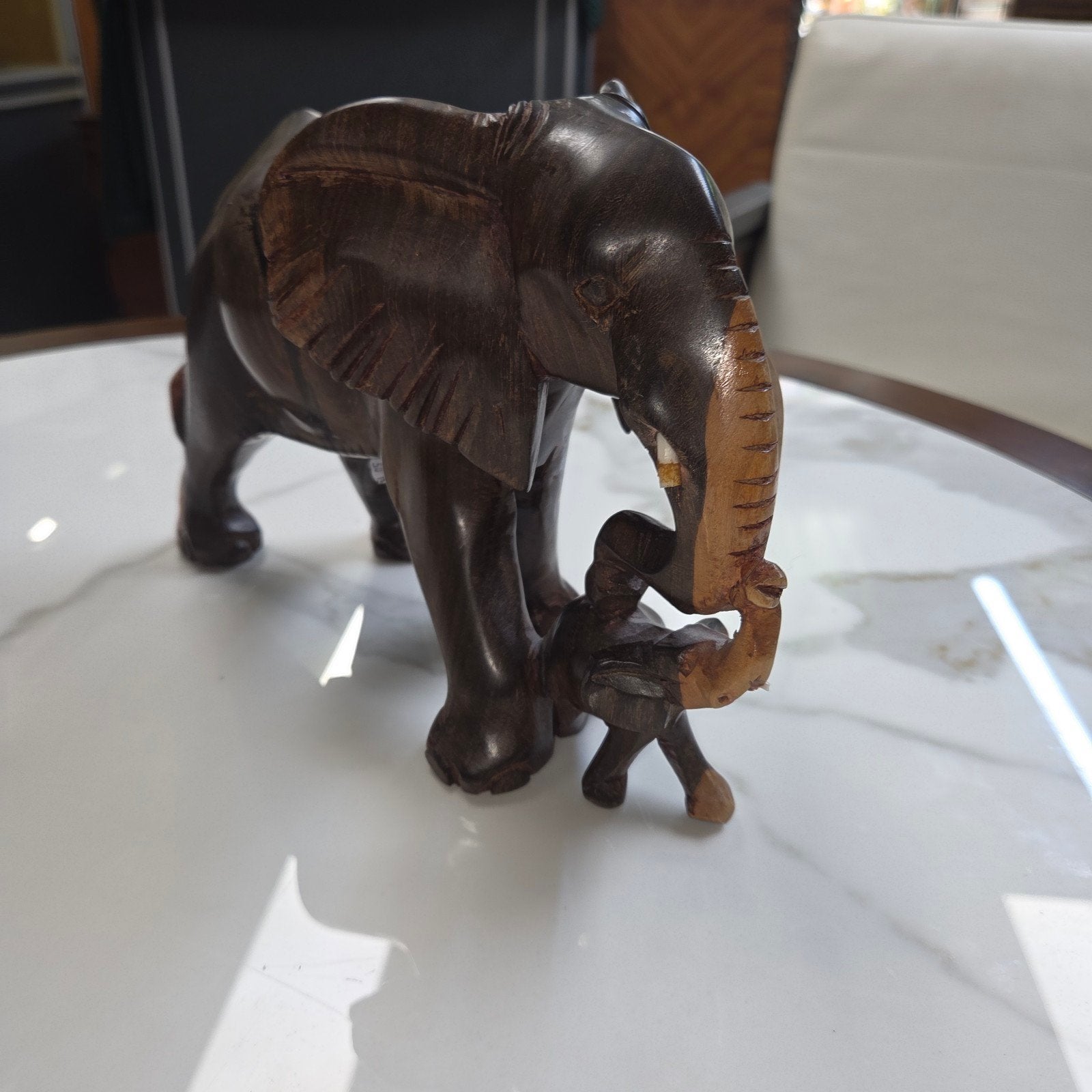 Vintage Ebbenhouten Olifant met Kalf - Handgesneden, Ophalen of Verzenden, 20 - 50 cm, Beeld, Hout