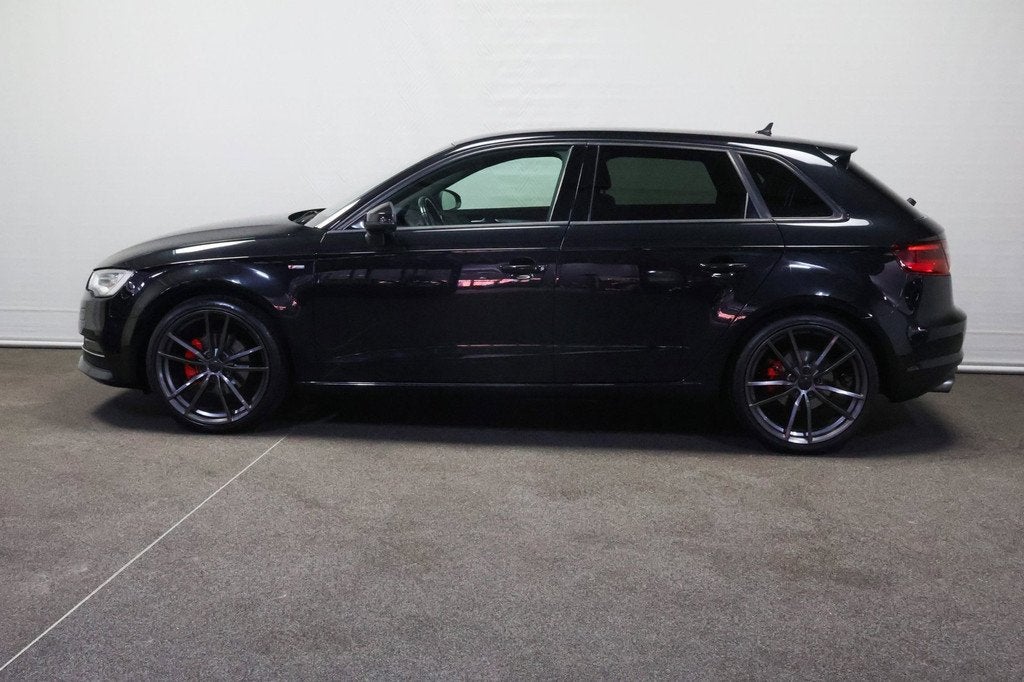 Audi A3 Sportback 1.4 TFSI Ambition Pro Line S, Euro 5, Gebruikt, Leder en Stof, 650 kg