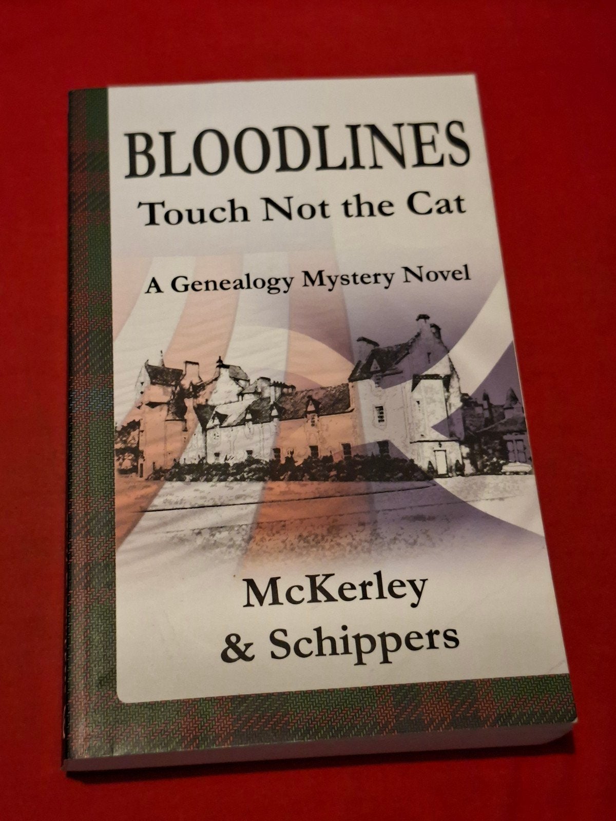 GESIGNEERD (Signed) Bloodlines .. McKerley & Schippers, Boeken, Taal | Engels, Ophalen of Verzenden, Gelezen