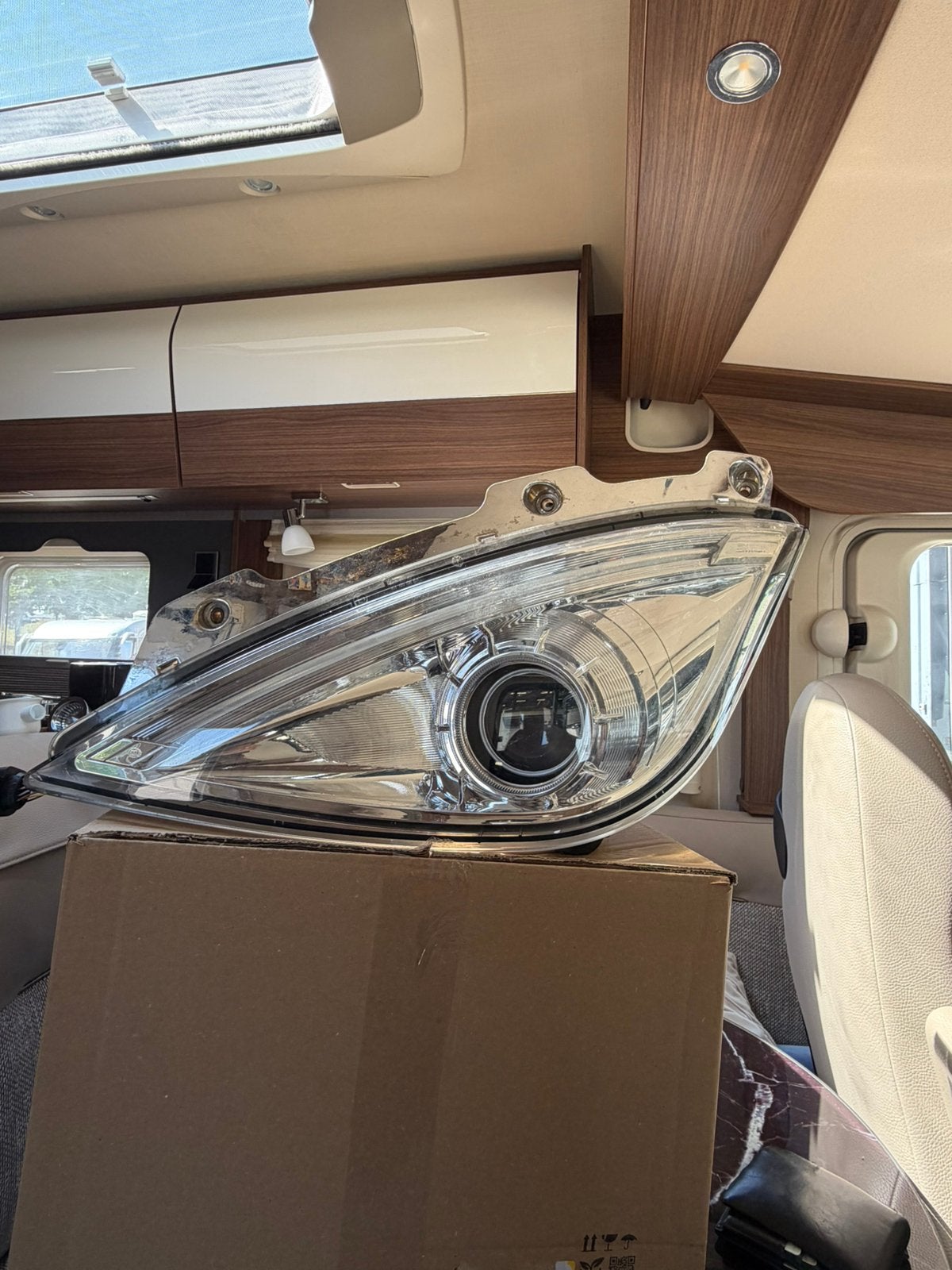 Hymer koplamp, Ophalen, Gebruikt