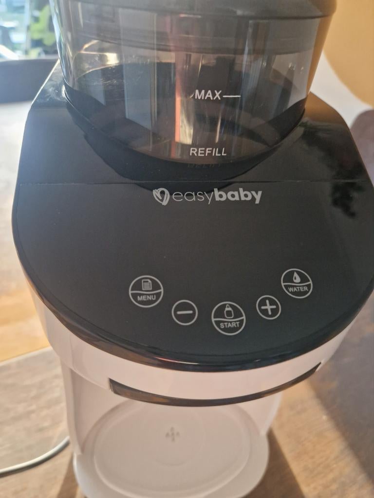 Easybaby Milk Maker. In goede staat, Ophalen, Gebruikt, Flessen- of potjesverwarmer