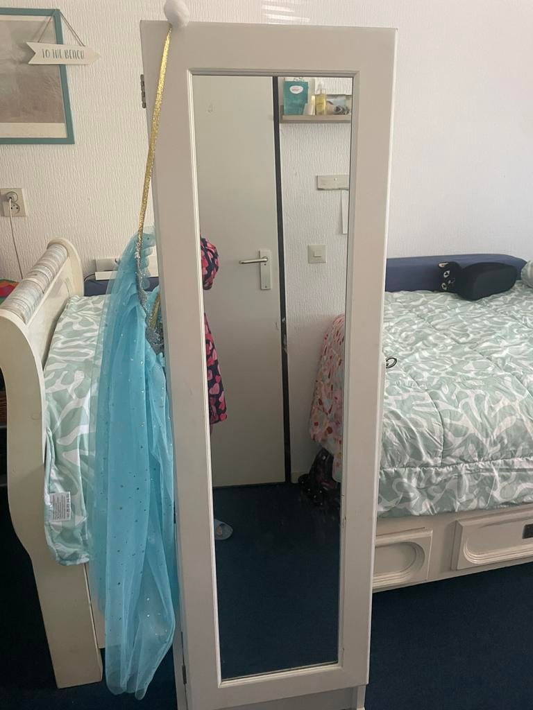 Spiege sieradenkast ikea, Ophalen of Verzenden, Zo goed als nieuw, 150 tot 200 cm, Rechthoekig