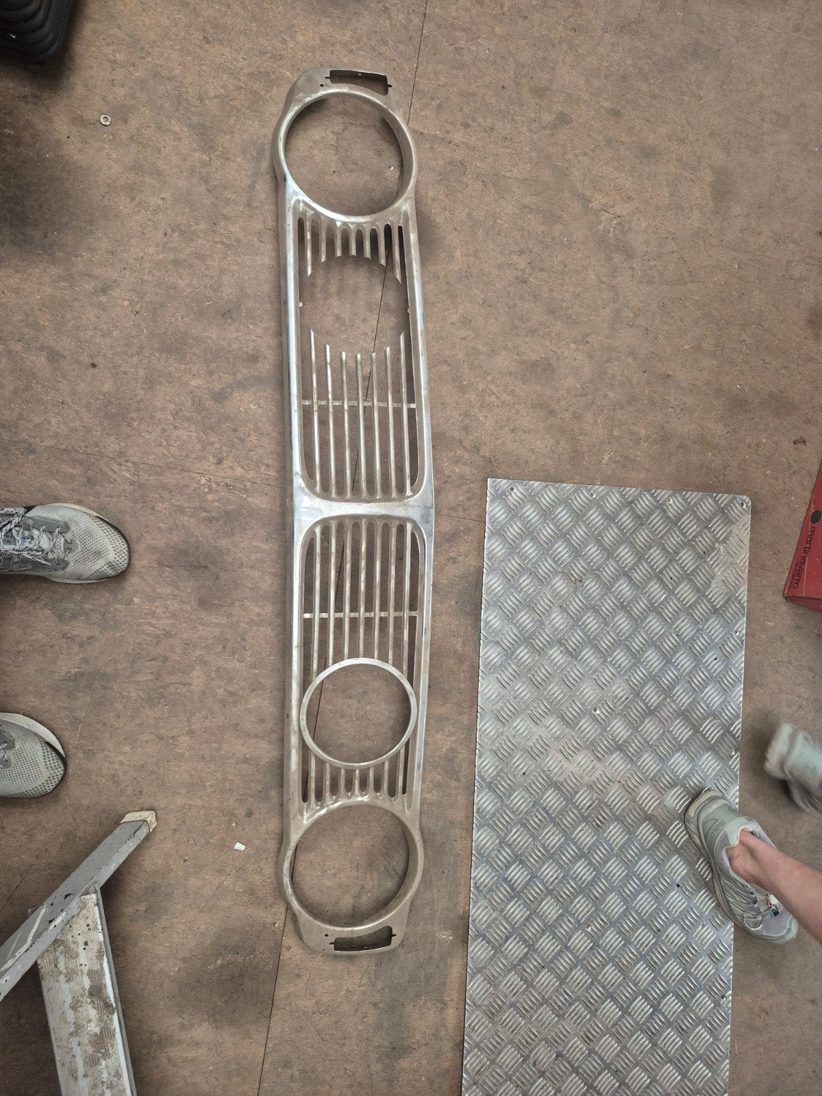 Grill volvo 140 serie 142 144 145 143, Ophalen of Verzenden, Nieuw, Volvo