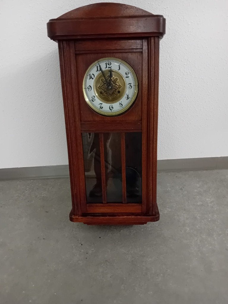 Antieke klok, Ophalen