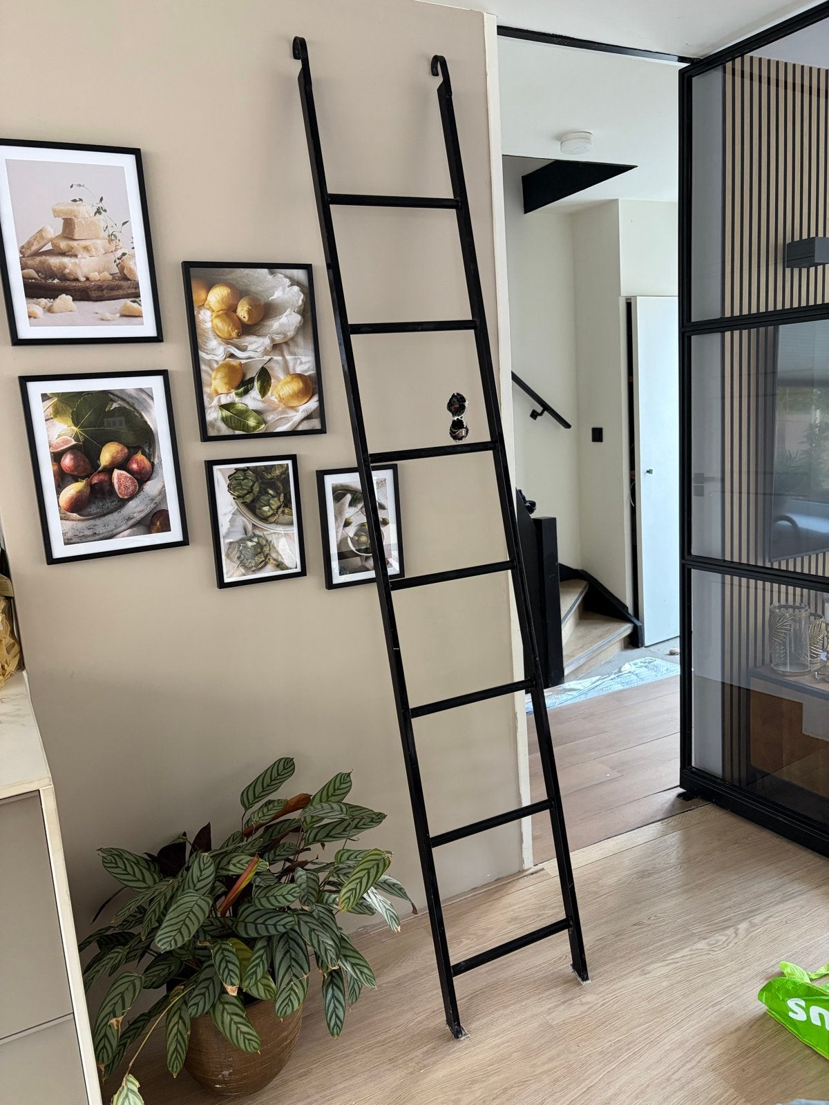 Decoratie ladder - Zwart metaal - 245x40 cm, Huis en Inrichting, Ophalen of Verzenden, Zo goed als nieuw, Zwart, Metaal