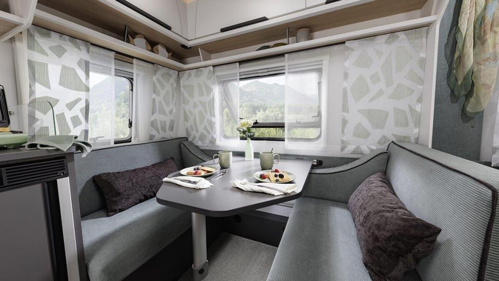 Fendt Apero Activ 390 FH VERWACHT, Schokbreker, Bedrijf, Treinzit, Tot en met 3