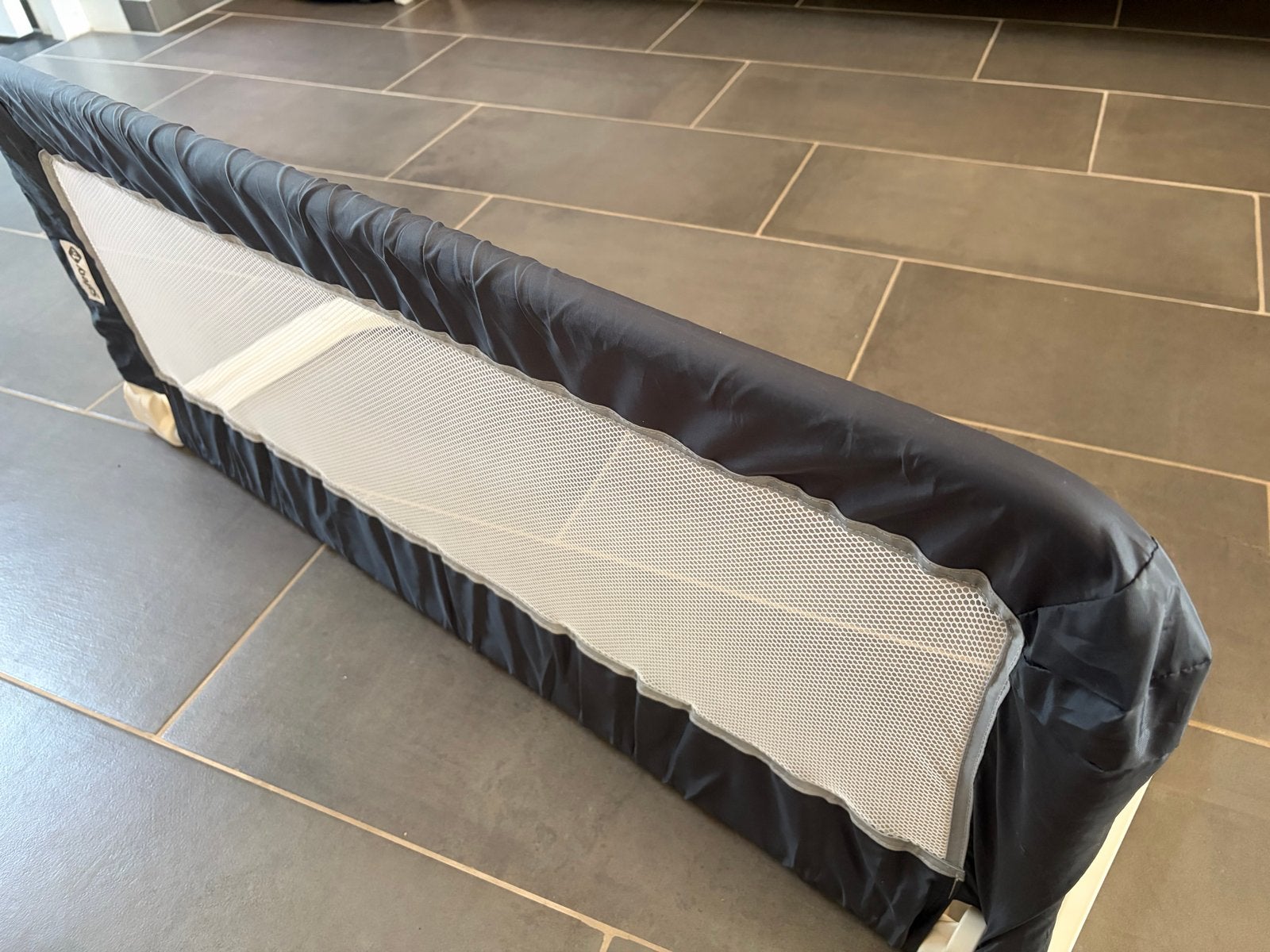 Safety 1st bedhekje (2 stuks), Kinderen en Baby's, Ophalen, Overige materialen, Overige typen, Zo goed als nieuw