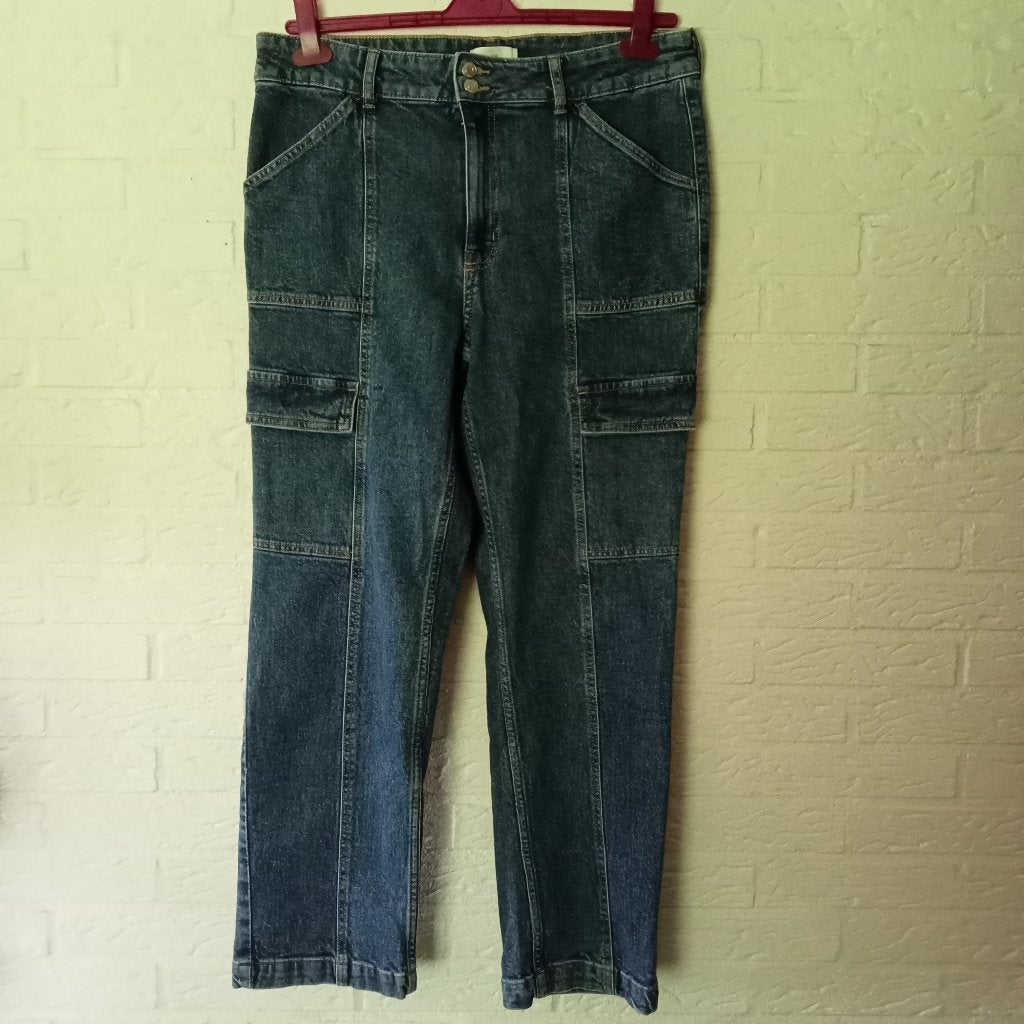 H&M denim worker cargo jeans gelabeld maat 42, H&M, Nieuw, W33 - W36 (confectie 42/44), Verzenden