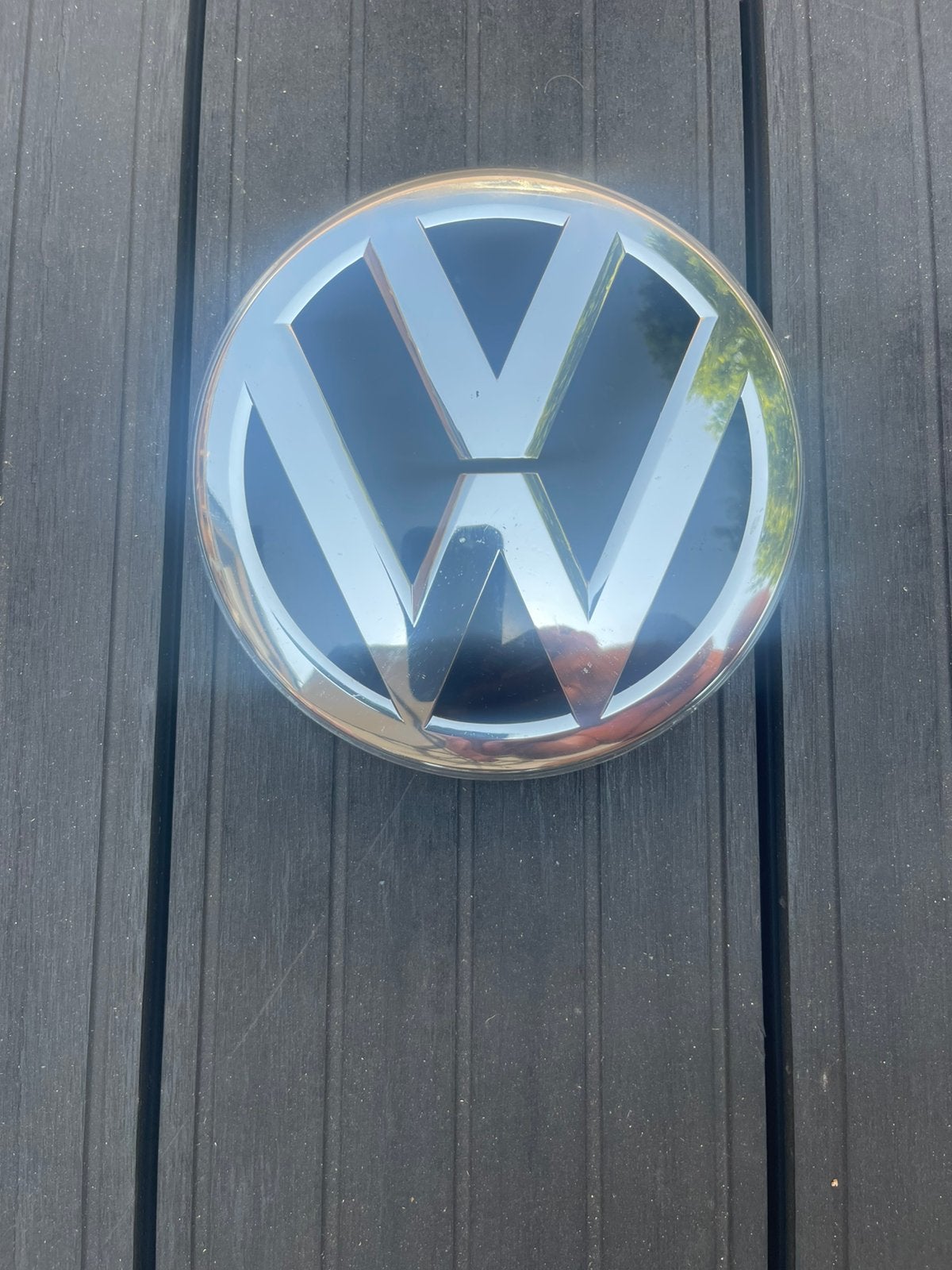 VW embleem voor Radar ACC    2K5 853 601 A, Auto-onderdelen, Ophalen of Verzenden, Gebruikt, Volkswagen