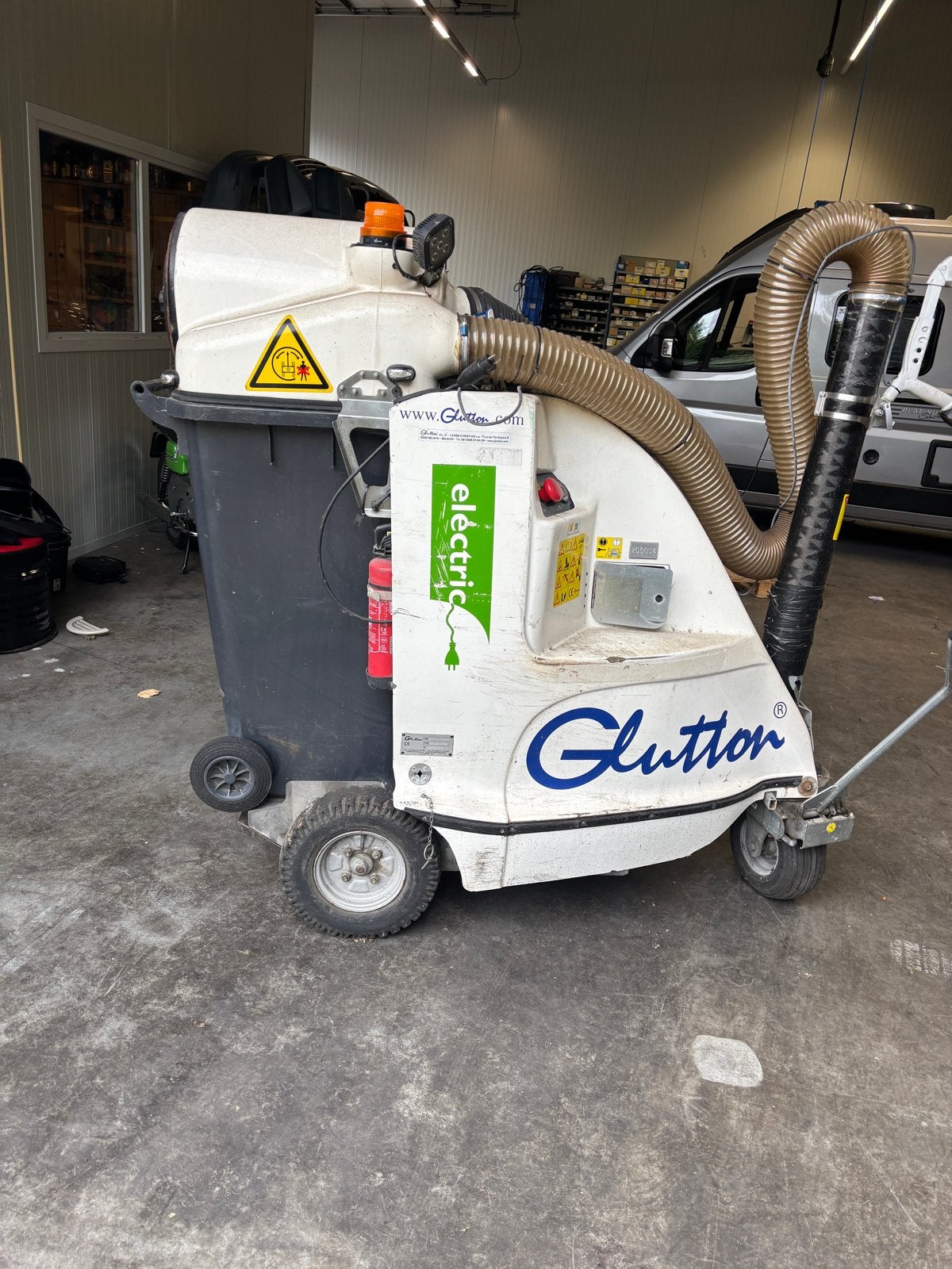 Glutton elektrische bladzuiger, Ophalen, Werkplaats, Gebouw of Erf