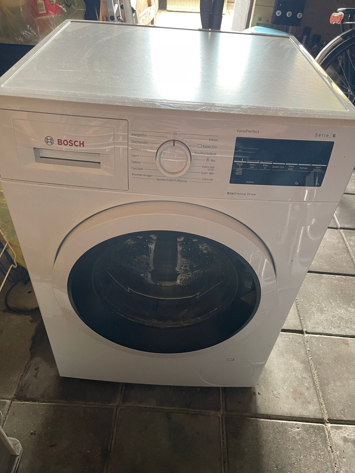 Bosch Serie 6 VarioPerfect Wasmachine - Zo goed als nieuw, Witgoed en Apparatuur, Wasmachines, Ophalen, 1200 tot 1600 toeren, 8 tot 10 kg