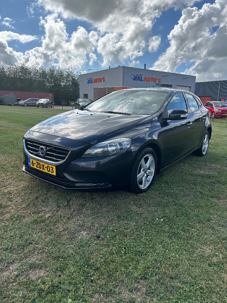 Volvo V40 2.0 D4 190PK 2014 Zwart, Voorwielaandrijving, Stof, Zwart, Zwart