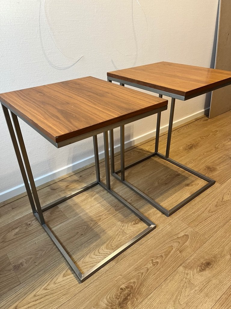 2 laptoptafels bijzettafels  Verkocht!!!, Huis en Inrichting, Tafels | Bijzettafels, Minder dan 55 cm, Vierkant, Zo goed als nieuw